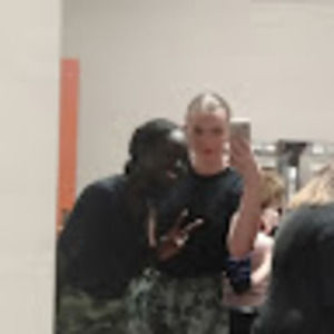 Meet your Posher, Abby